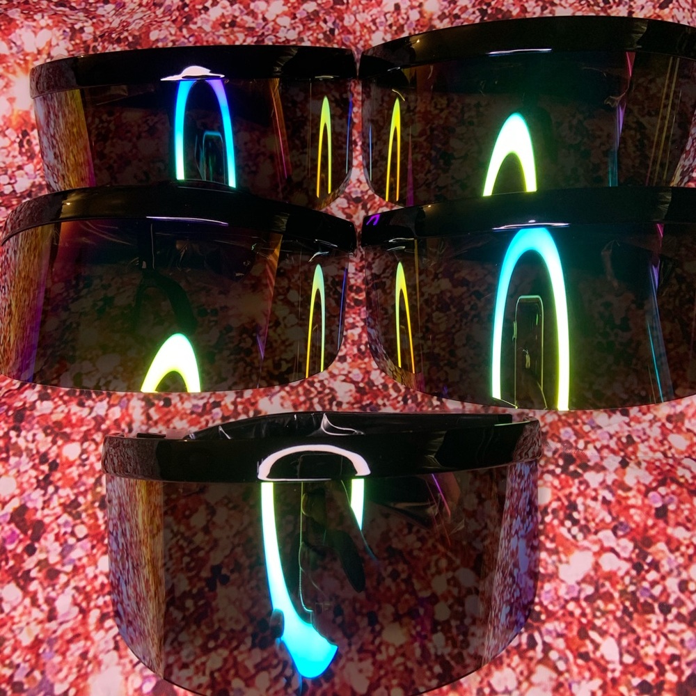 Throwing Shade Visor